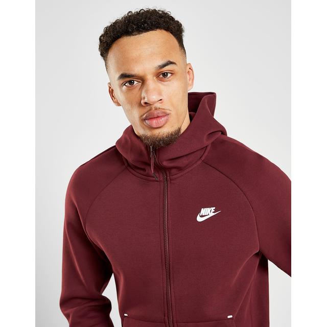 maroon nike tech