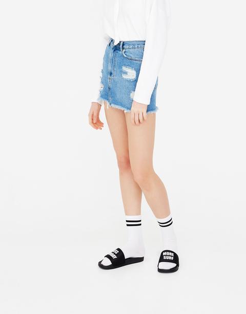 Pull and bear outlet ripped denim skirt