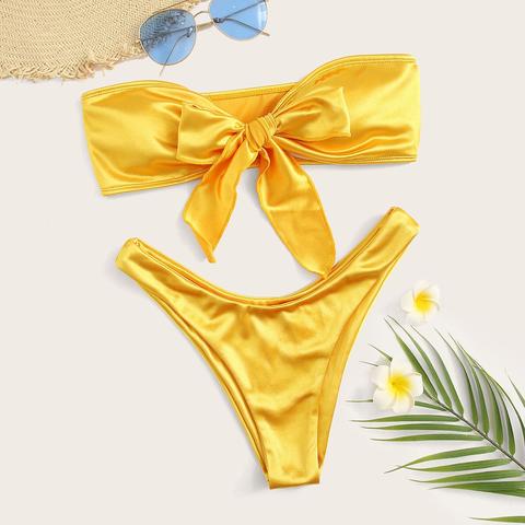 Bandeau De Satén Con Lazo Amarillo Neón Con Bikini Cortado Alto