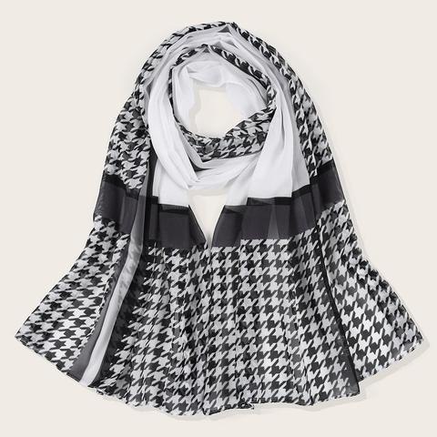 Houndstooth Print Scarf