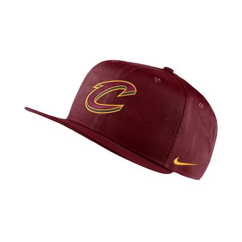 Casquette Nba Cleveland Cavaliers Nike Pro - Rouge