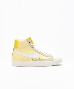 Nike Women's Blazer Mid '77