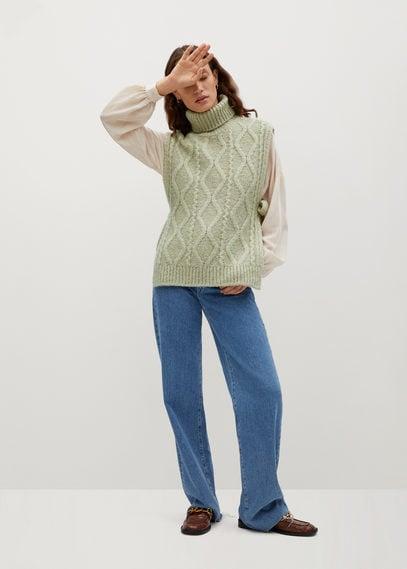 Turtleneck Knitted Gilet