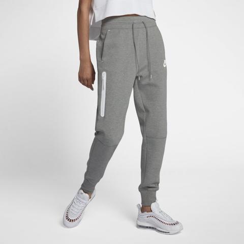 Nike Sportswear Tech Fleece Pantalón - Mujer - Gris from Nike on 21 Buttons