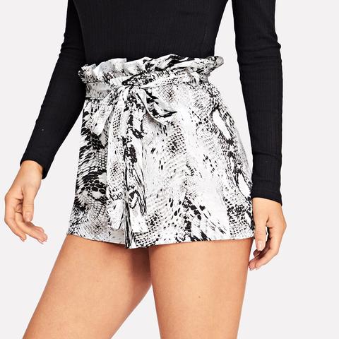 Shorts Con Estampado De Piel De Serpiente De Cintura Con Volante Con Cinturón
