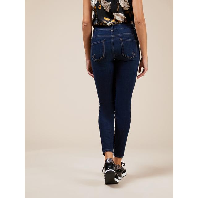 Jeans Skinny 360° from Oltre on 21 Buttons
