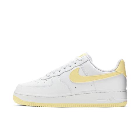 Nike Air Force 1'07 Patent Damenschuh - Weiß