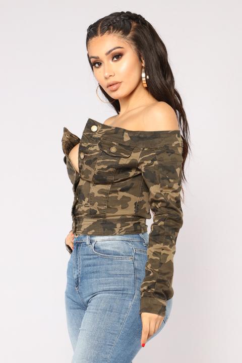 Off the shoulder deals camo jacket