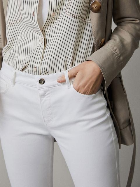 Pantalón Raso Mid Rise Skinny Fit