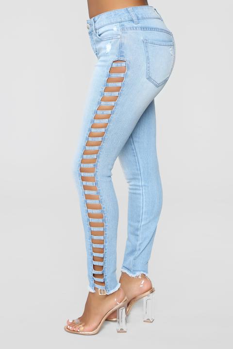 Cut You Off High Rise Jeans - Medium Blue Wash