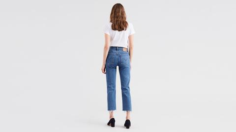 levi's wedgie in two minds