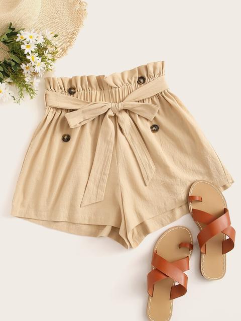 Shorts Con Diseño De Botones De Cintura Con Volante