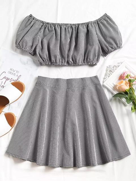 Top A Spalle Scoperte E Mini Gonna A Quadri