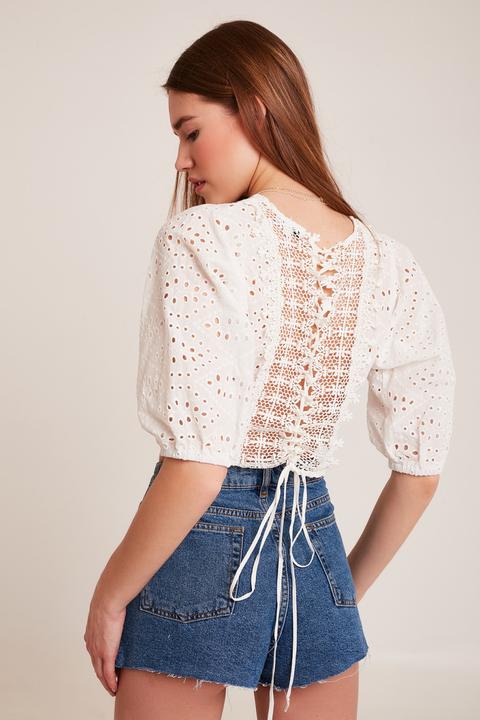 Blusa Detalle Calado