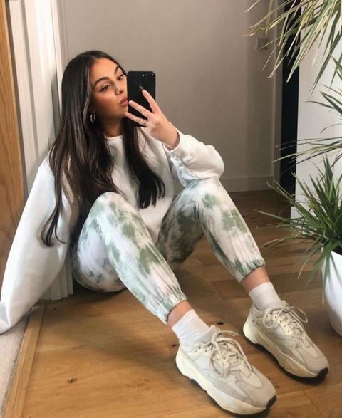 Abby Tie Dye Printed Joggers In Green