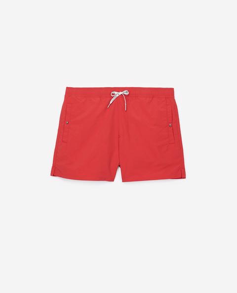 Maillot De Bain Rouge Détails Têtes De Mort