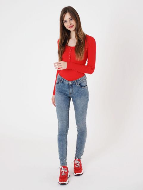Jeans Push Up Lavaggio Acido Blu Denim Medio from Terranova on 21 Buttons