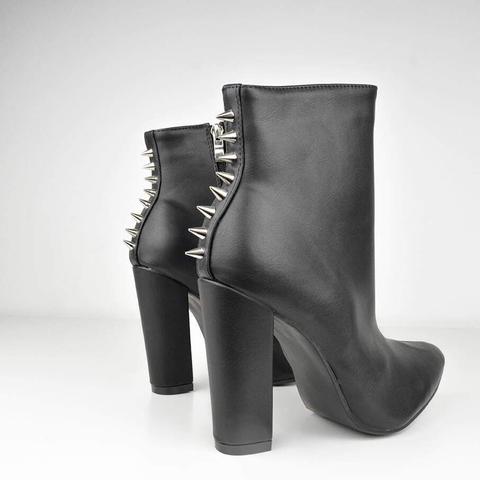 Cheryl - Ankle Boots With Studs