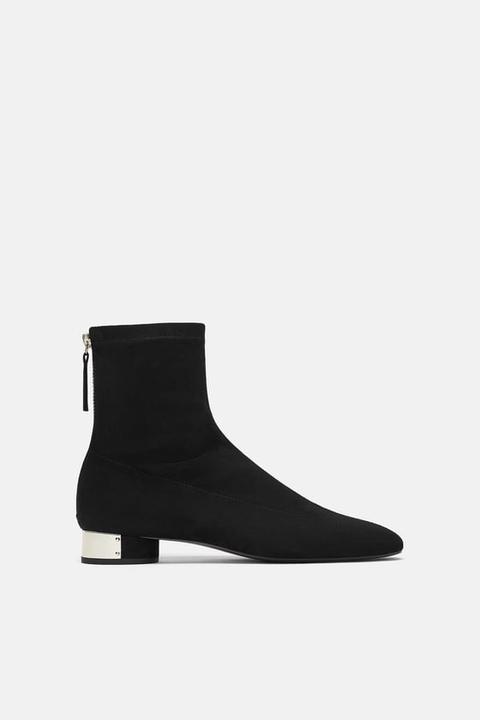 Flat Pieced Ankle Boots