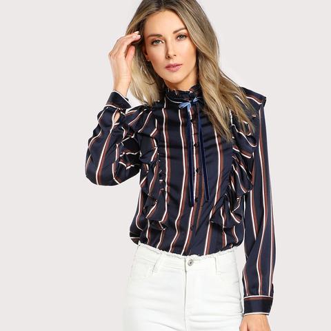 Blusa De Rayas Con Volantes