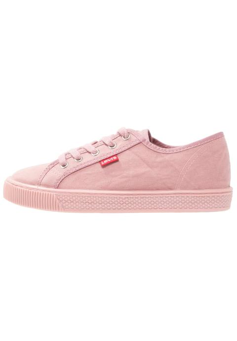Levi's® Malibu W Zapatillas Light Pink from Zalando on 21 Buttons