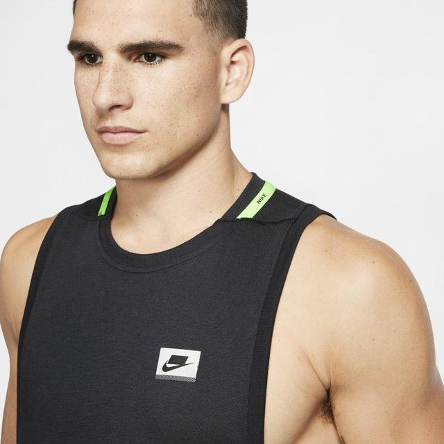 nike dri fit sport clash tank