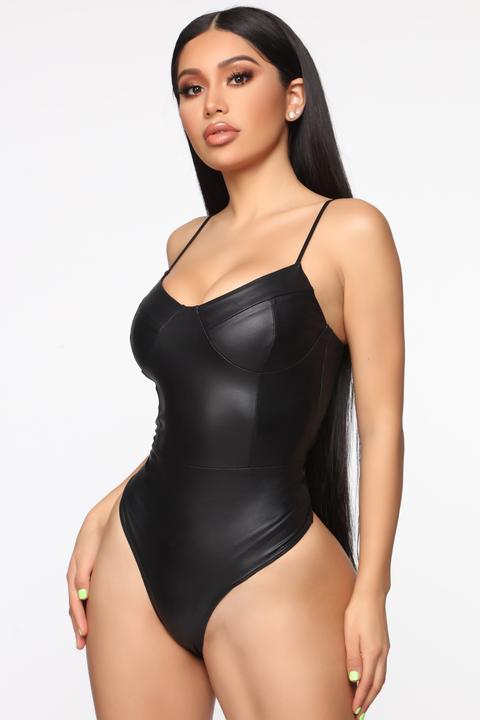Black Faux Leather V Wire Bodysuit Tops PrettyLittleThing, 46% OFF