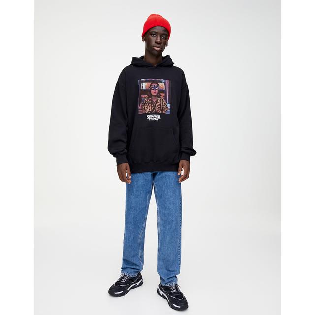 pull and bear sweat stranger things