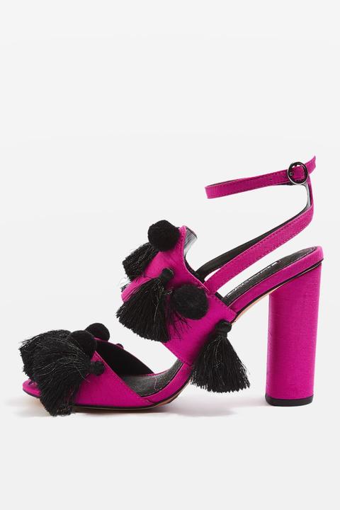 Rave Detailed Tassel Sandals