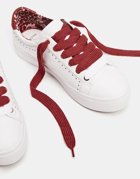 Sneakers Forature Bianche