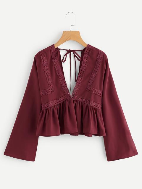 Blusa De Manga Larga Con Encaje Y Escote Pronunciado