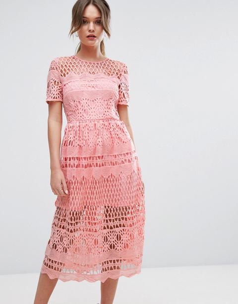 Boohoo - Vestito A Pieghe Con Inserti In Pizzo Cordonato - Rosa