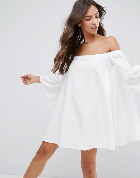 Asos - Vestito Con Spalle Scoperte E Maniche A Campana - Bianco