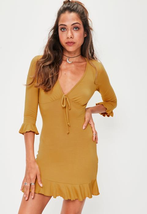 Vestido Recto Con Mangas De Volantes En Amarillo