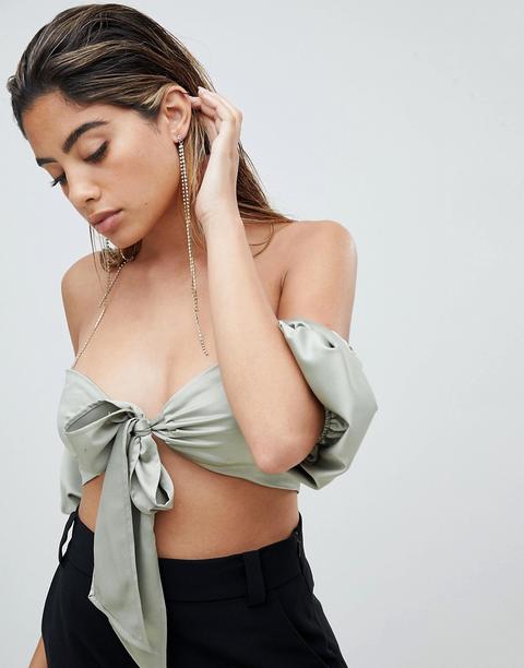 Top Corto Con Nudo En La Parte Delantera De Asos Design