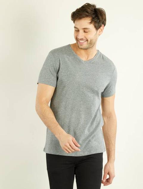 Camiseta Con Cuello V