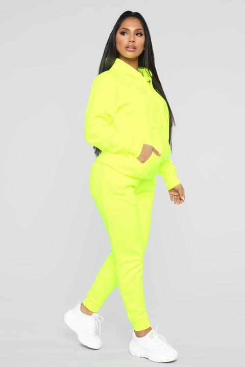 oversized hoodie neon