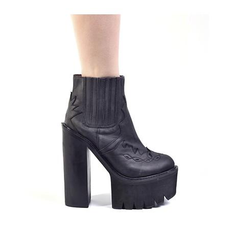 Bounty Black Jeffrey Campbell