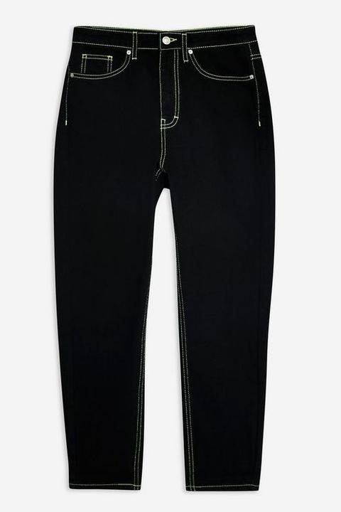 black mom jeans white stitching