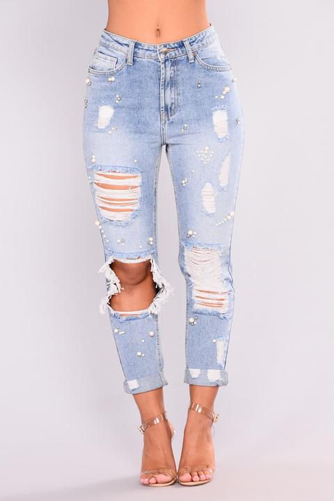 light boyfriend jeans