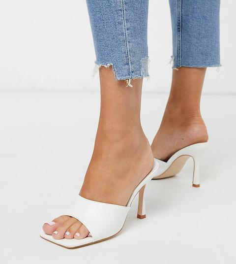 Public Desire Wide Fit - Harlow - Mules À Bout Carré Et Talons Carrés En Exclusivité - Blanc