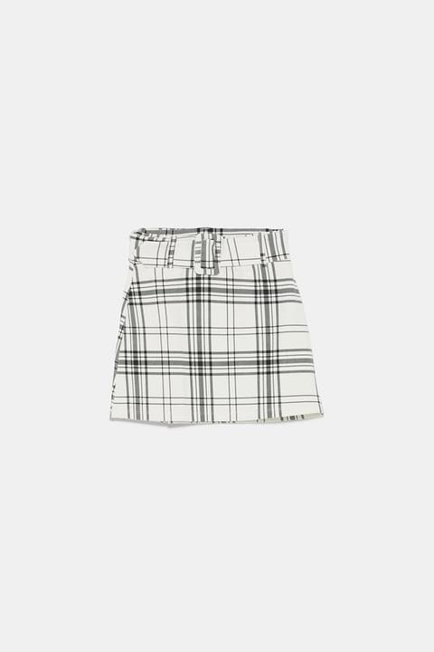Plaid Mini Skirt from Zara on 21 Buttons