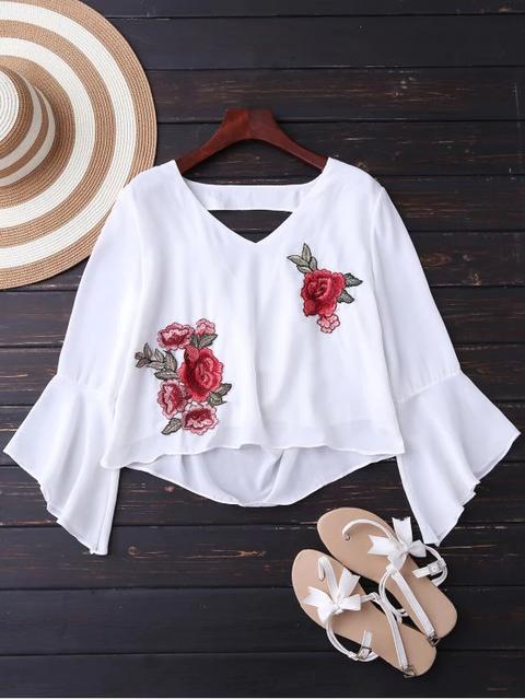 Blusa Con Bordado De Rosas Con Mangas En Forma De Campanilla Con Detalle Bajo En Espalda White Black