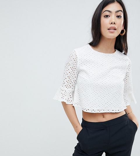 Fashion Union Petite - Top In Pizzo - Bianco