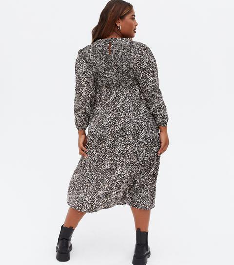 Curves Brown Leopard Print Shirred Midi Wrap Dress New Look