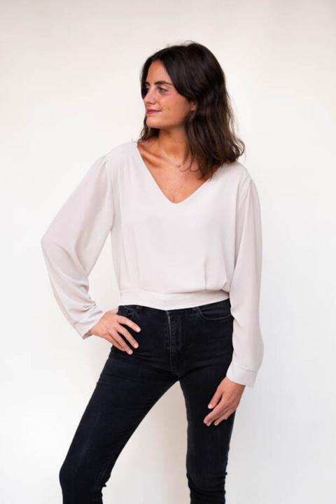 Blusa Cuello Pico Cruda