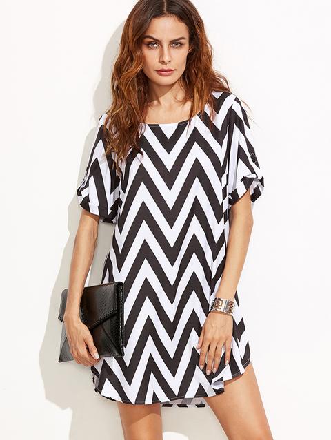 Vestido Con Estampado De Chevron - Negro Y Blanco