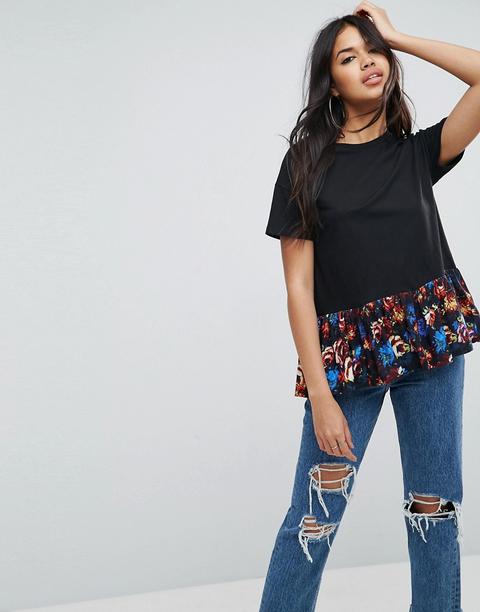 Asos - T-shirt A Fiori Con Fondo A Volant - Multicolore