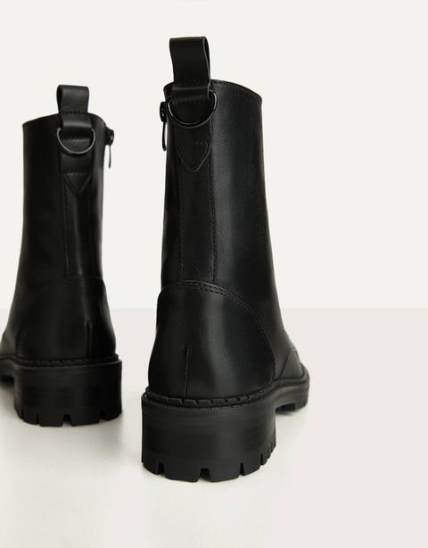Flat Leather Ankle Boots from Bershka 