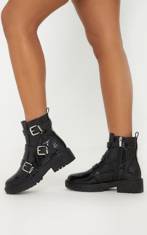 biker boots with buckles
